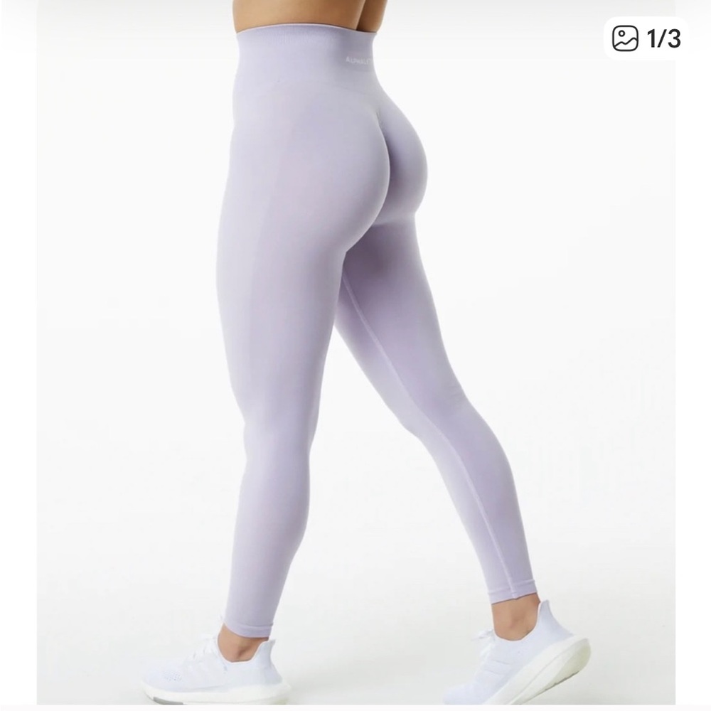Alphalete Amplify Set with Leggings and Crop Top in Misty Lilac - Picture 2 of 14